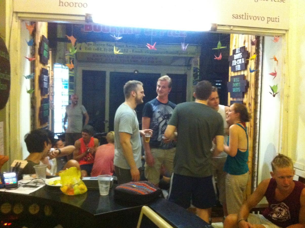 Hanoi Massive Hostel Bagian luar foto