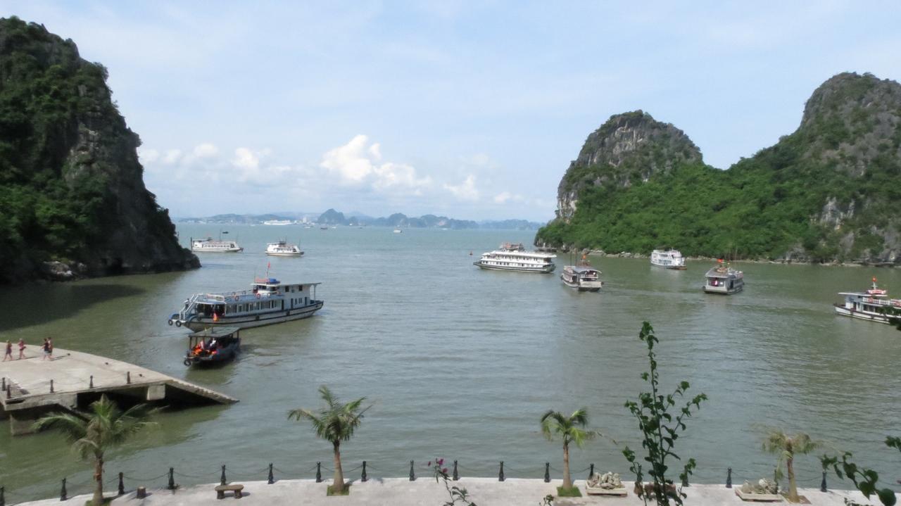 Hanoi Massive Hostel Bagian luar foto