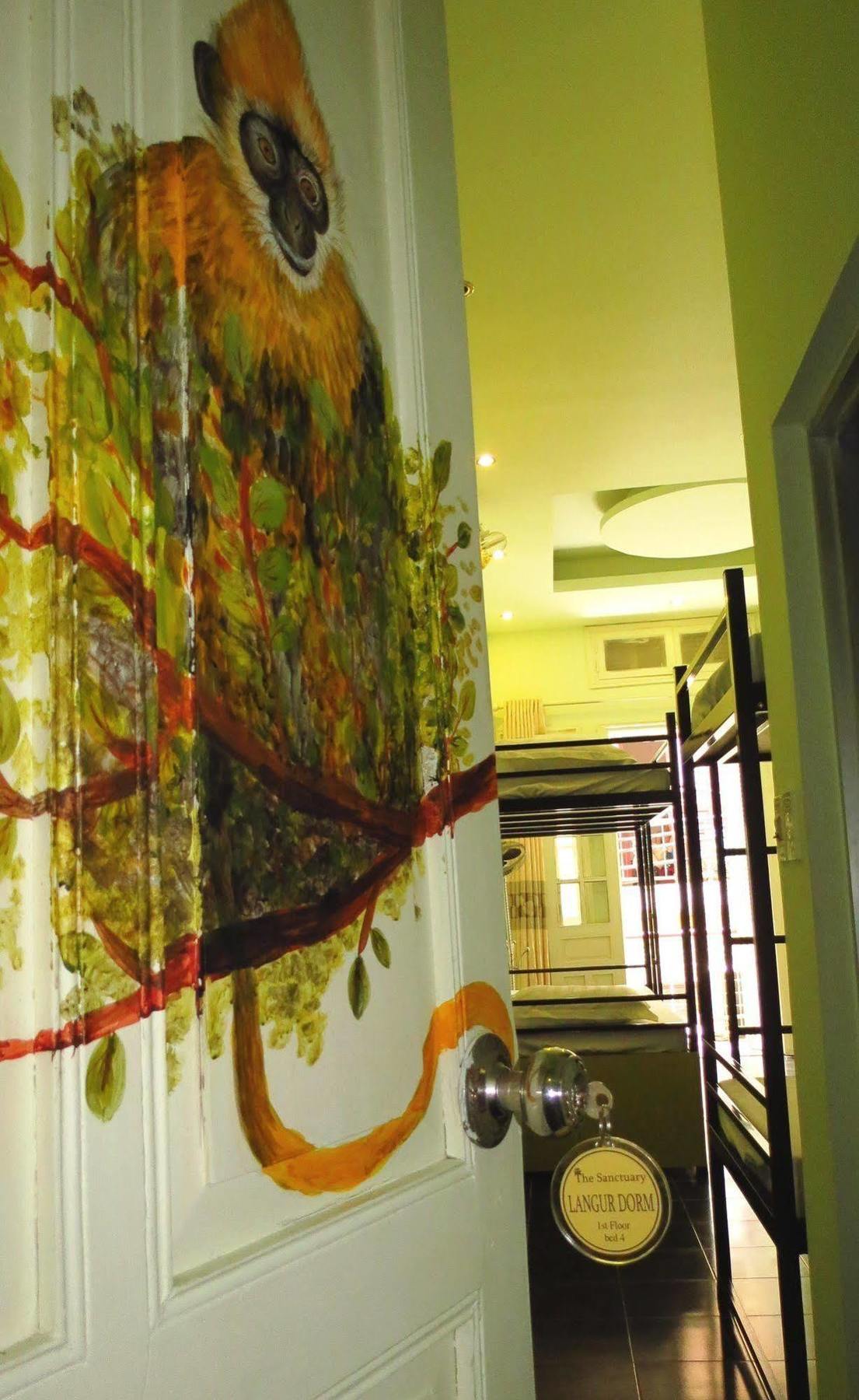 Hanoi Massive Hostel Bagian luar foto